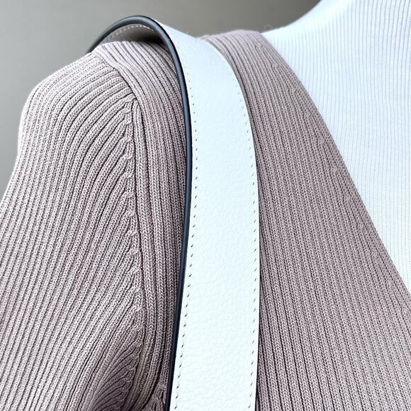 ☘️ Zara Taupe Ribbed Knit viscose Top - size Medium - Picture 8 of 10